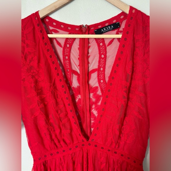 Semi sheer lace v neck maxi dress. - Picture 14 of 15